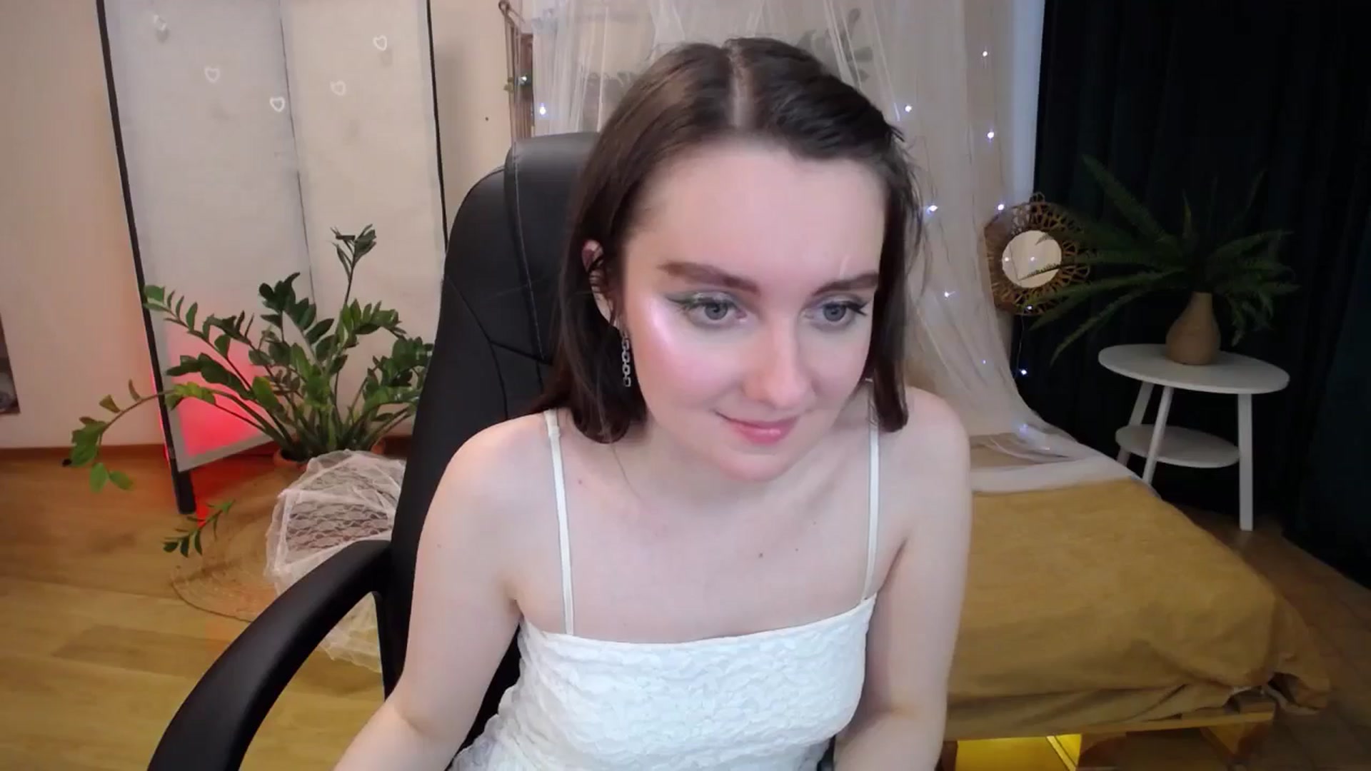 Gallery image thumbnail from Milim_Nava's myfreecams stream on, 05/14/2025, 08:32 image 18 of 20