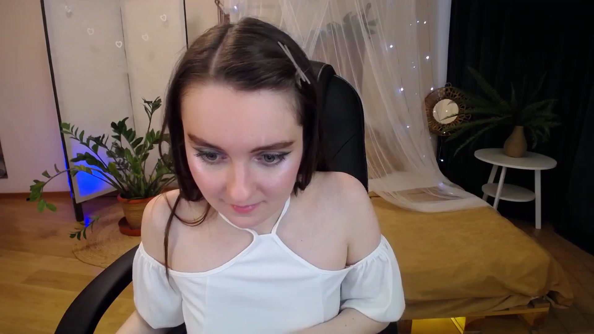Gallery image thumbnail from Milim_Nava's myfreecams stream on, 05/14/2025, 09:27 image 20 of 20