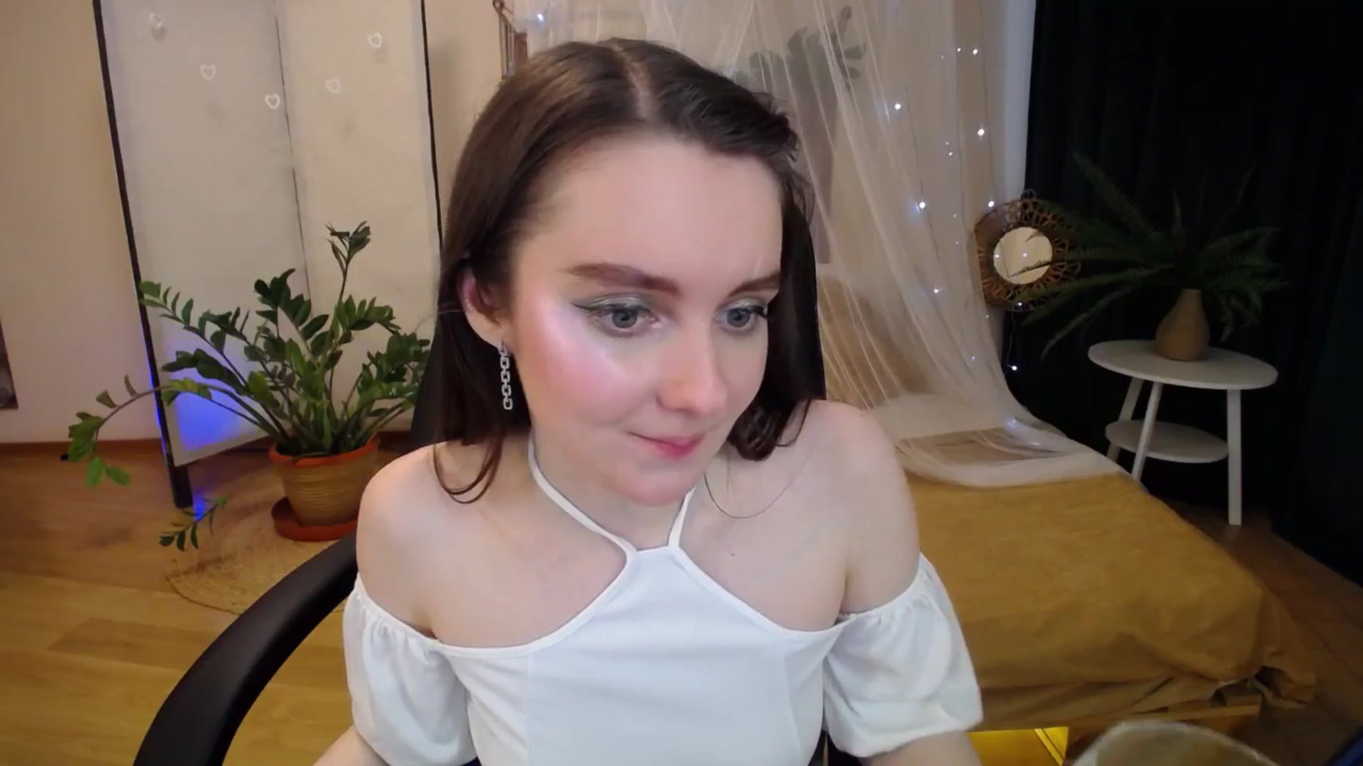 Gallery image thumbnail from Milim_Nava's myfreecams stream on, 05/14/2025, 09:27 image 16 of 20