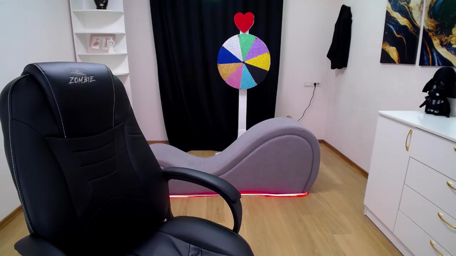 Gallery image thumbnail from Milim_Nava's myfreecams stream on, 05/15/2025, 07:14 image 19 of 20