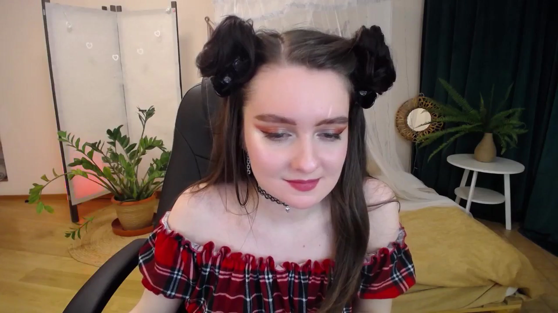 Gallery image thumbnail from Milim_Nava's myfreecams stream on, 05/16/2025, 18:40 image 19 of 20