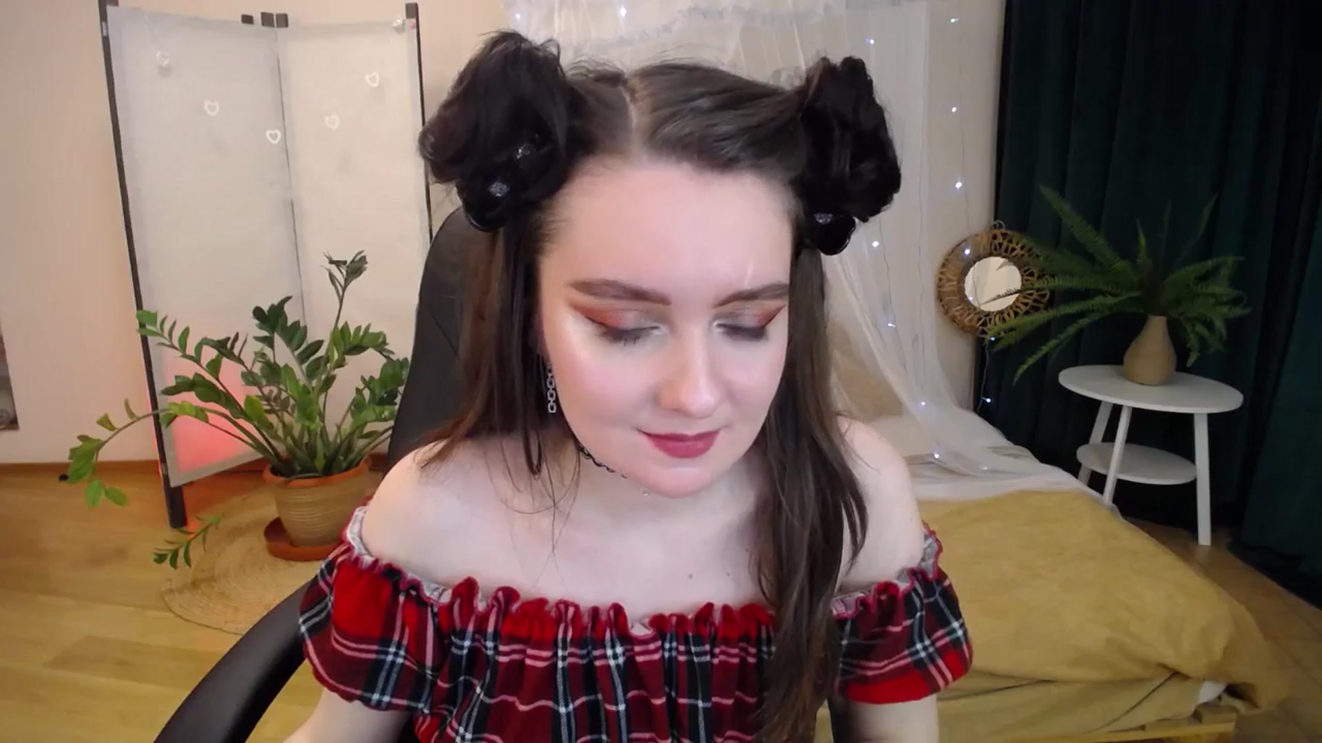 Gallery image thumbnail from Milim_Nava's myfreecams stream on, 05/16/2025, 18:40 image 3 of 20