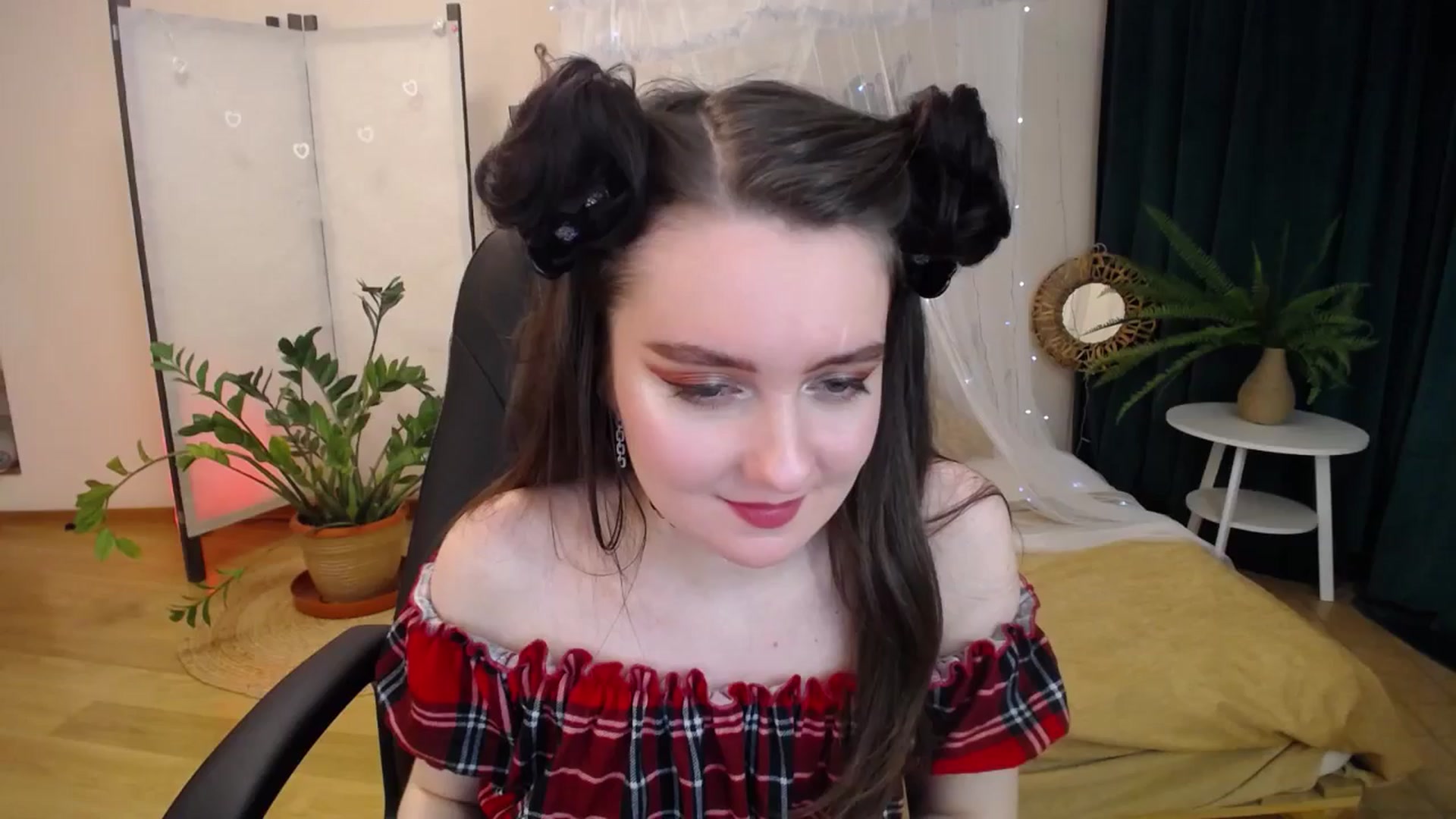 Gallery image thumbnail from Milim_Nava's myfreecams stream on, 05/16/2025, 18:40 image 18 of 20