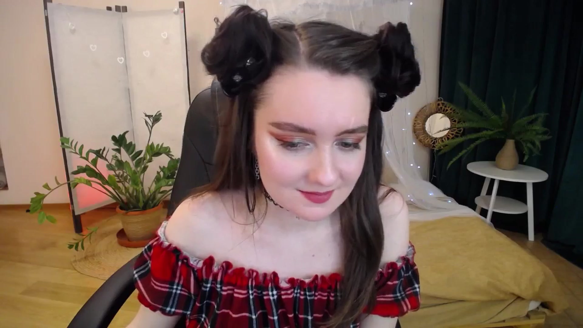 Gallery image thumbnail from Milim_Nava's myfreecams stream on, 05/16/2025, 18:40 image 12 of 20