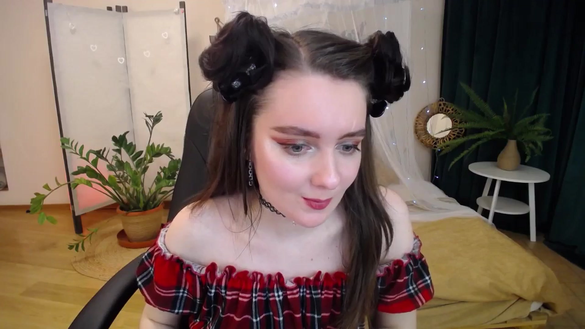 Gallery image thumbnail from Milim_Nava's myfreecams stream on, 05/16/2025, 18:40 image 5 of 20