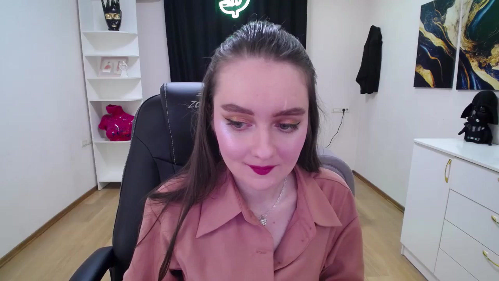 Gallery image thumbnail from Milim_Nava's myfreecams stream on, 05/17/2025, 18:27 image 14 of 20