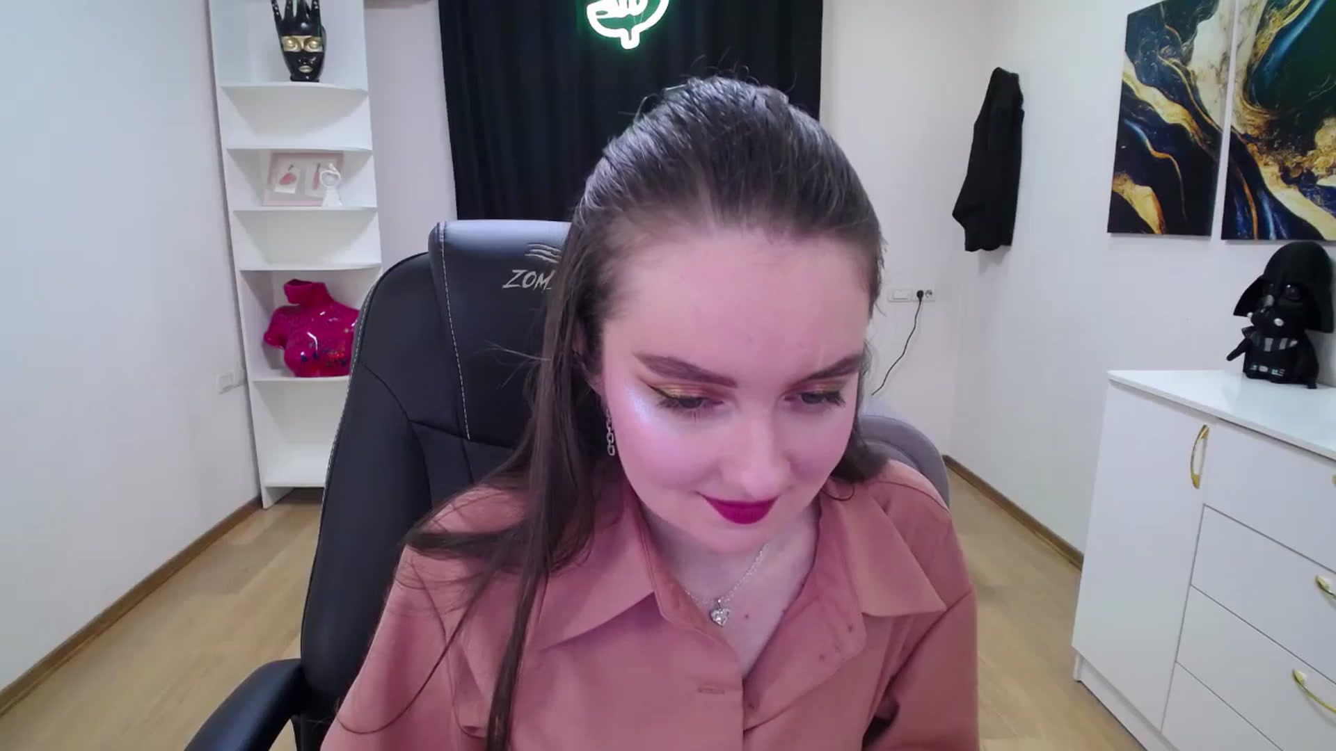 Gallery image thumbnail from Milim_Nava's myfreecams stream on, 05/17/2025, 18:27 image 17 of 20