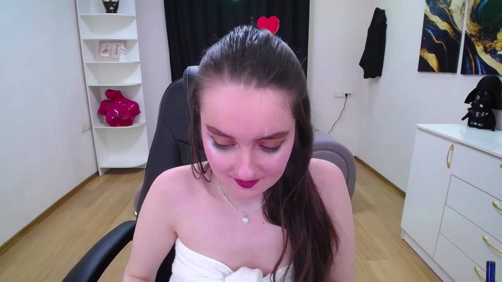 Gallery image thumbnail from Milim_Nava's myfreecams stream on, 05/17/2025, 21:53 image 16 of 20