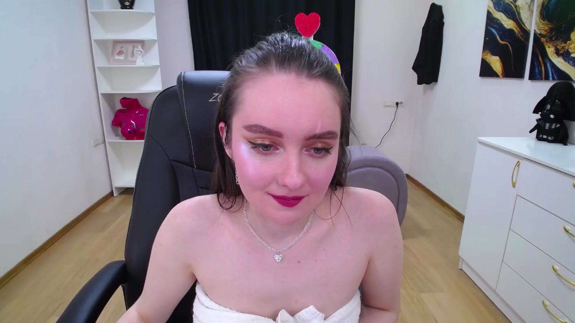 Gallery image thumbnail from Milim_Nava's myfreecams stream on, 05/17/2025, 21:53 image 5 of 20