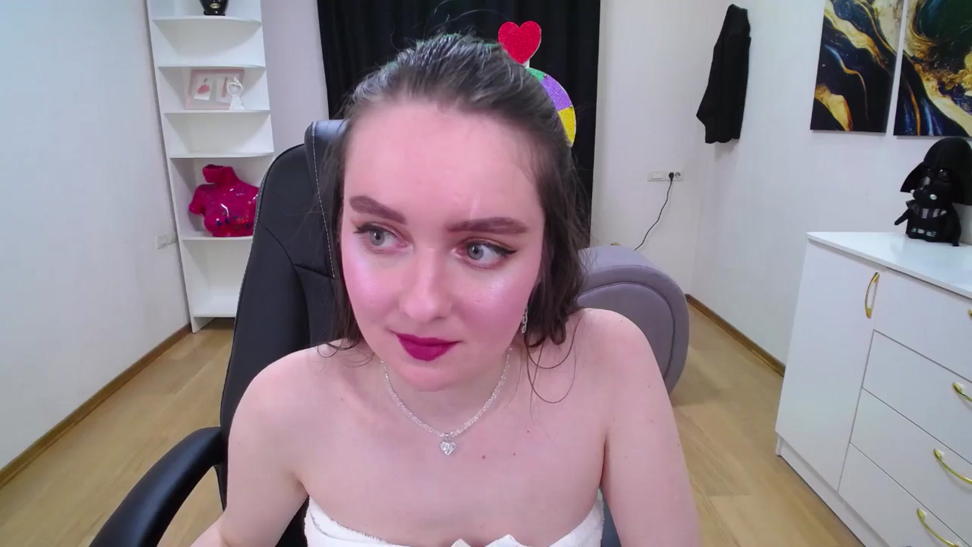 Gallery image thumbnail from Milim_Nava's myfreecams stream on, 05/17/2025, 21:53 image 3 of 20