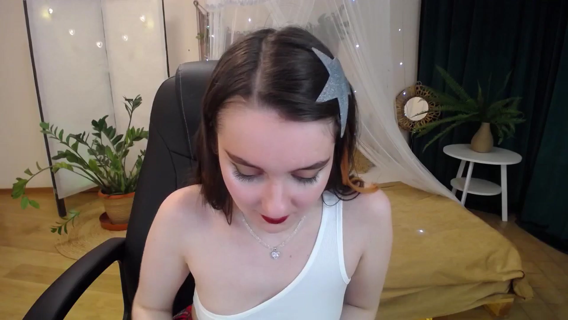 Gallery image thumbnail from Milim_Nava's myfreecams stream on, 05/18/2025, 20:59 image 2 of 20