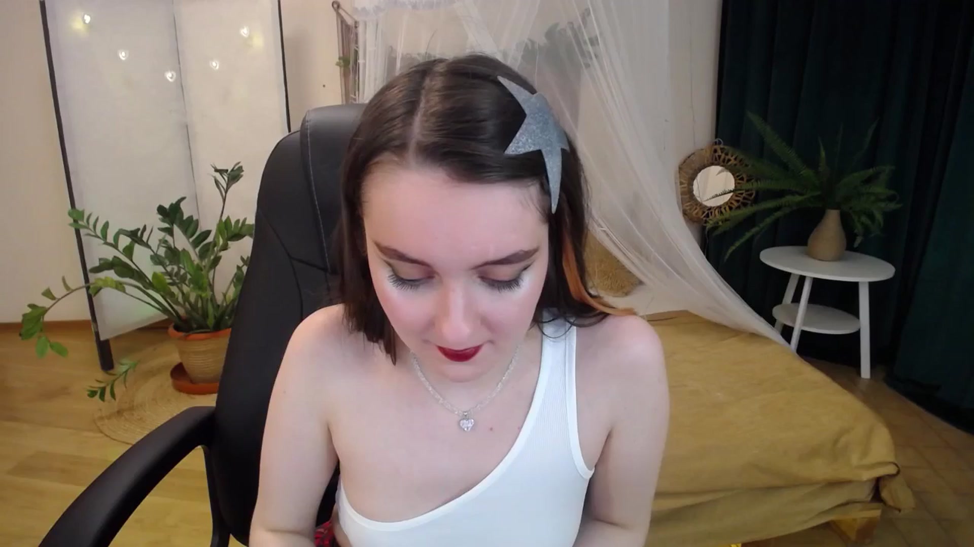Gallery image thumbnail from Milim_Nava's myfreecams stream on, 05/18/2025, 20:59 image 1 of 20