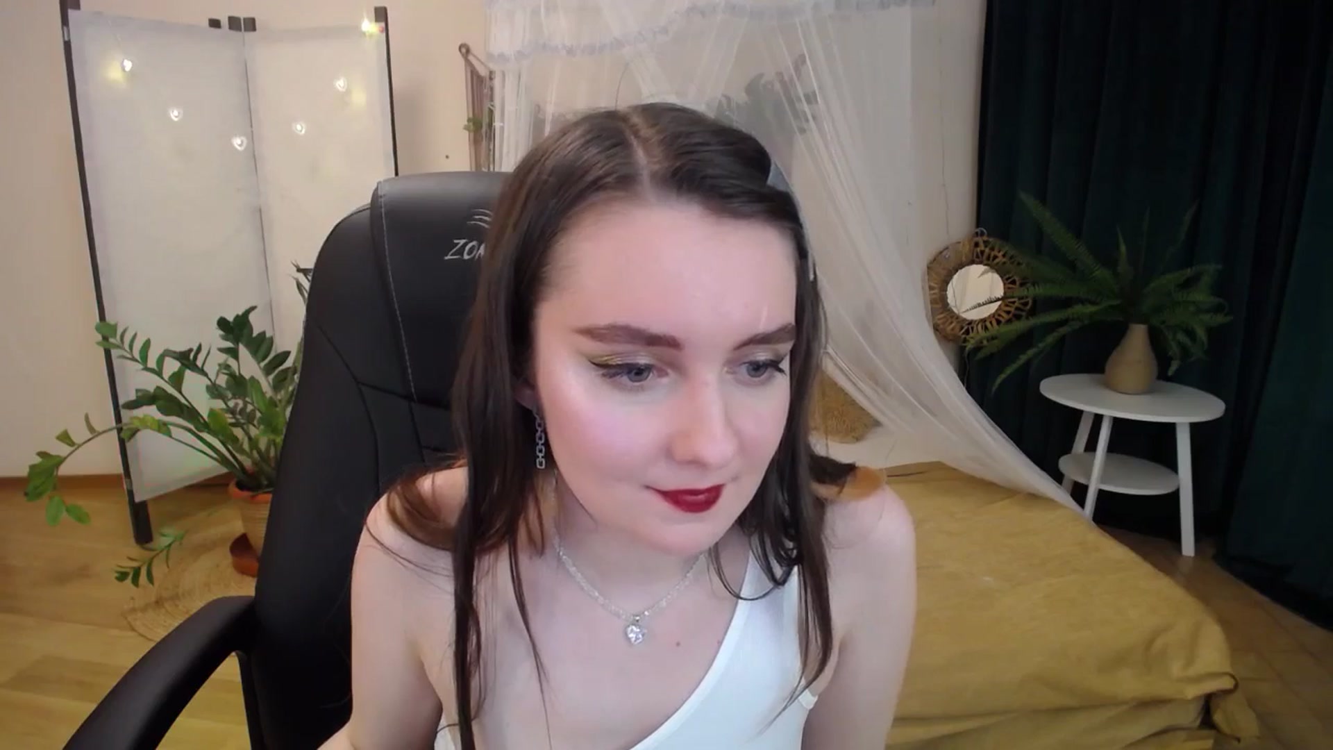 Gallery image thumbnail from Milim_Nava's myfreecams stream on, 05/18/2025, 20:59 image 11 of 20