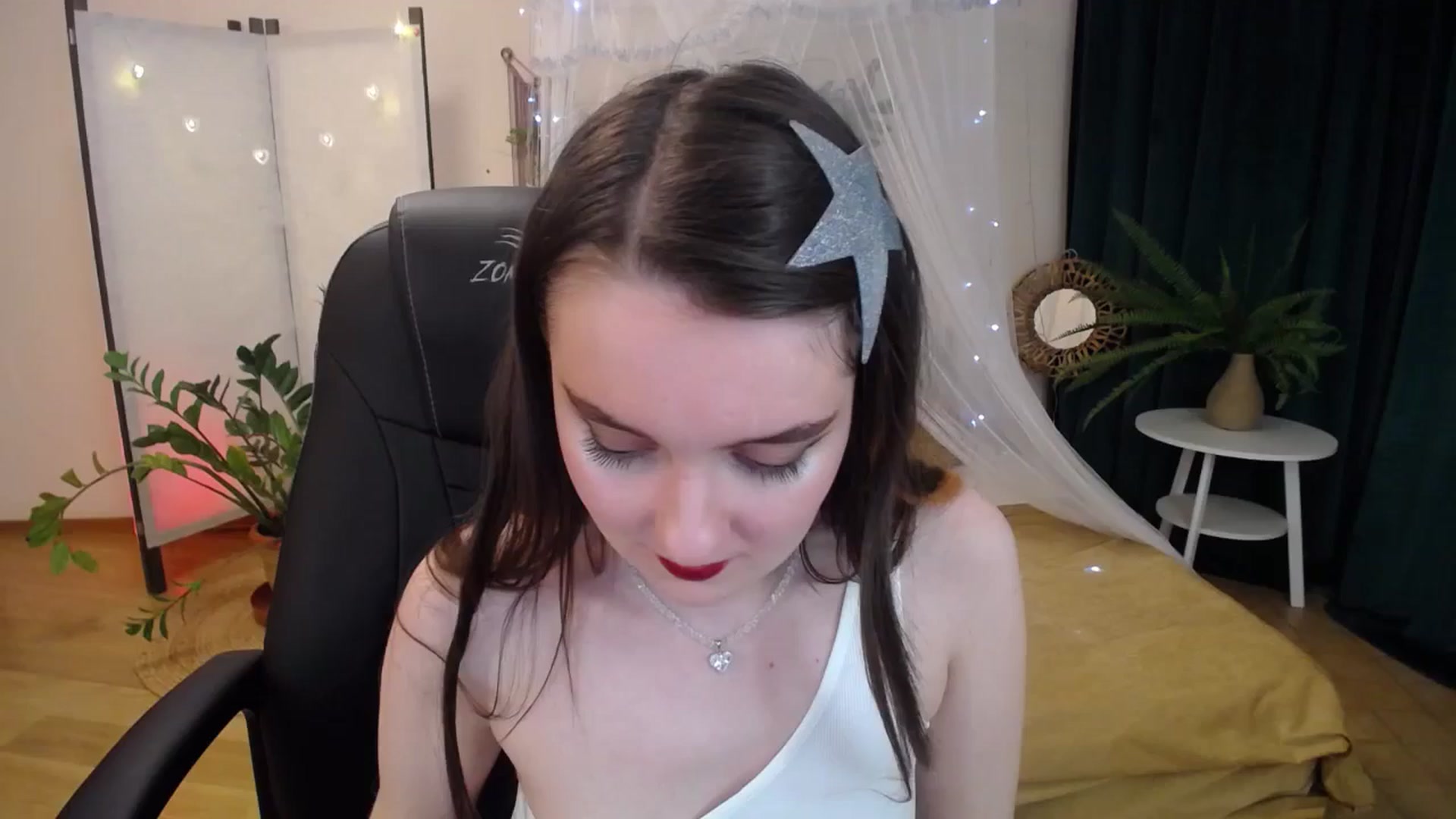 Gallery image thumbnail from Milim_Nava's myfreecams stream on, 05/18/2025, 20:59 image 9 of 20