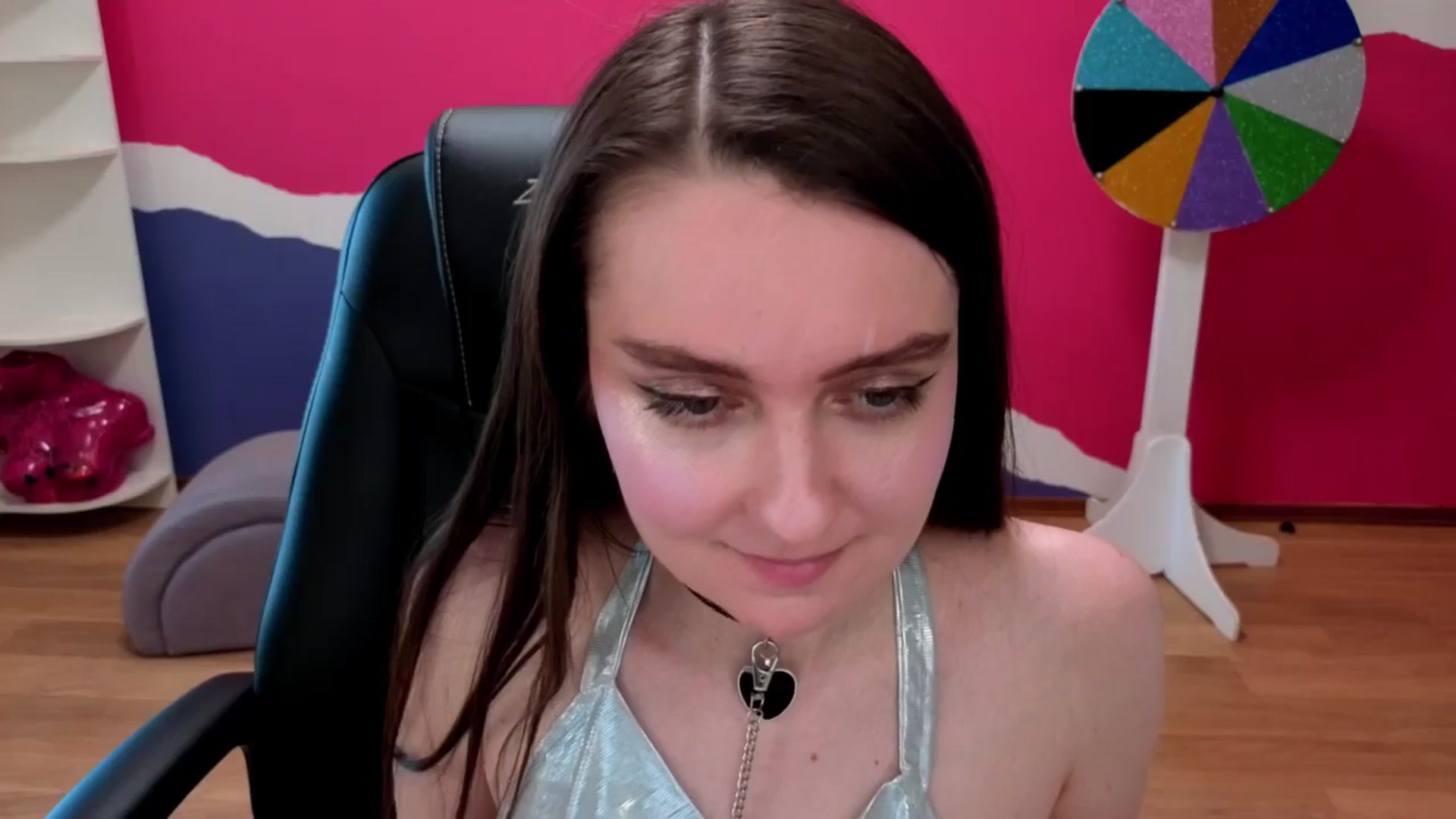 Gallery image thumbnail from Milim_Nava's myfreecams stream on, 05/27/2025, 10:23 image 14 of 20