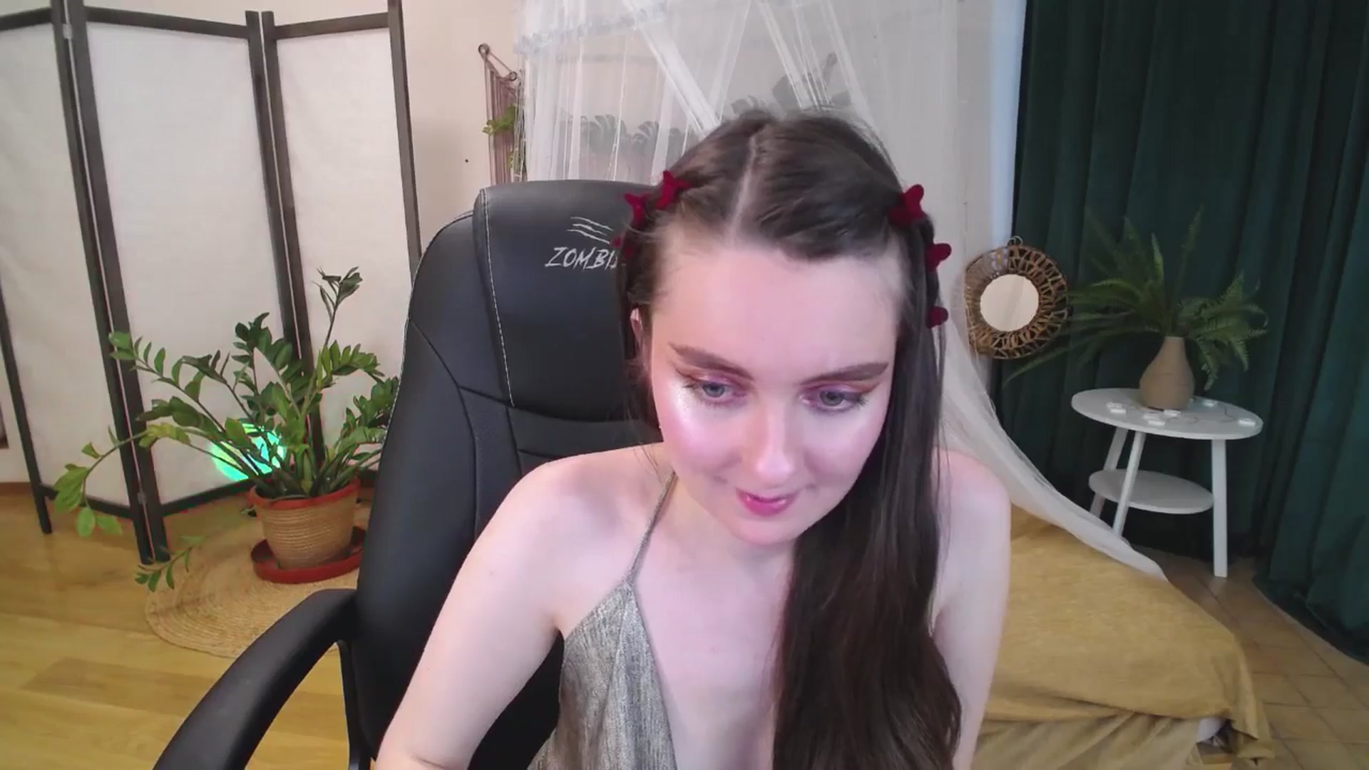 Gallery image thumbnail from Milim_Nava's myfreecams stream on, 05/28/2025, 09:19 image 19 of 20