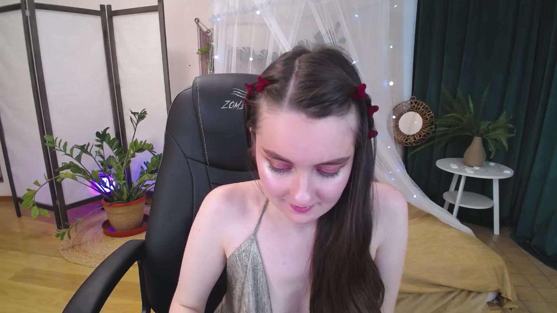 Gallery image thumbnail from Milim_Nava's myfreecams stream on, 05/28/2025, 09:19 image 18 of 20