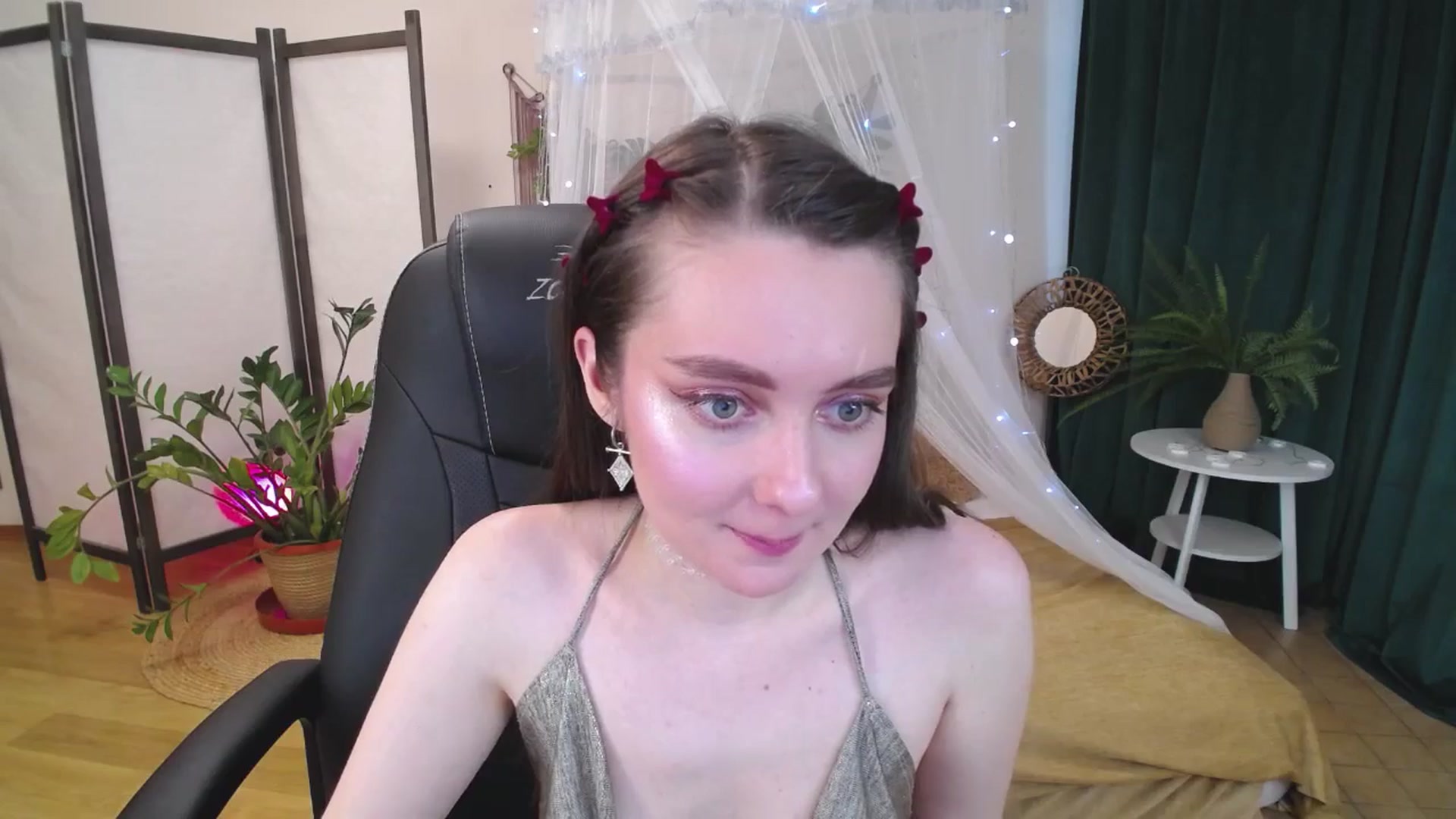 Gallery image thumbnail from Milim_Nava's myfreecams stream on, 05/28/2025, 10:39 image 5 of 20