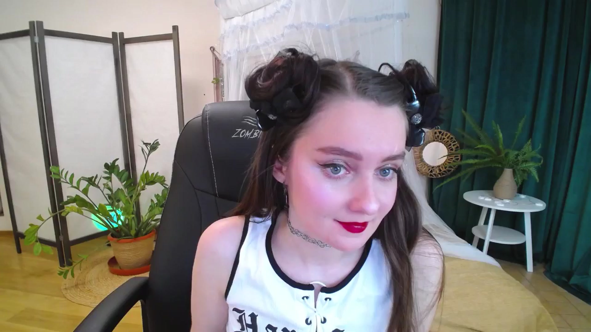 Gallery image thumbnail from Milim_Nava's myfreecams stream on, 05/30/2025, 18:45 image 6 of 20