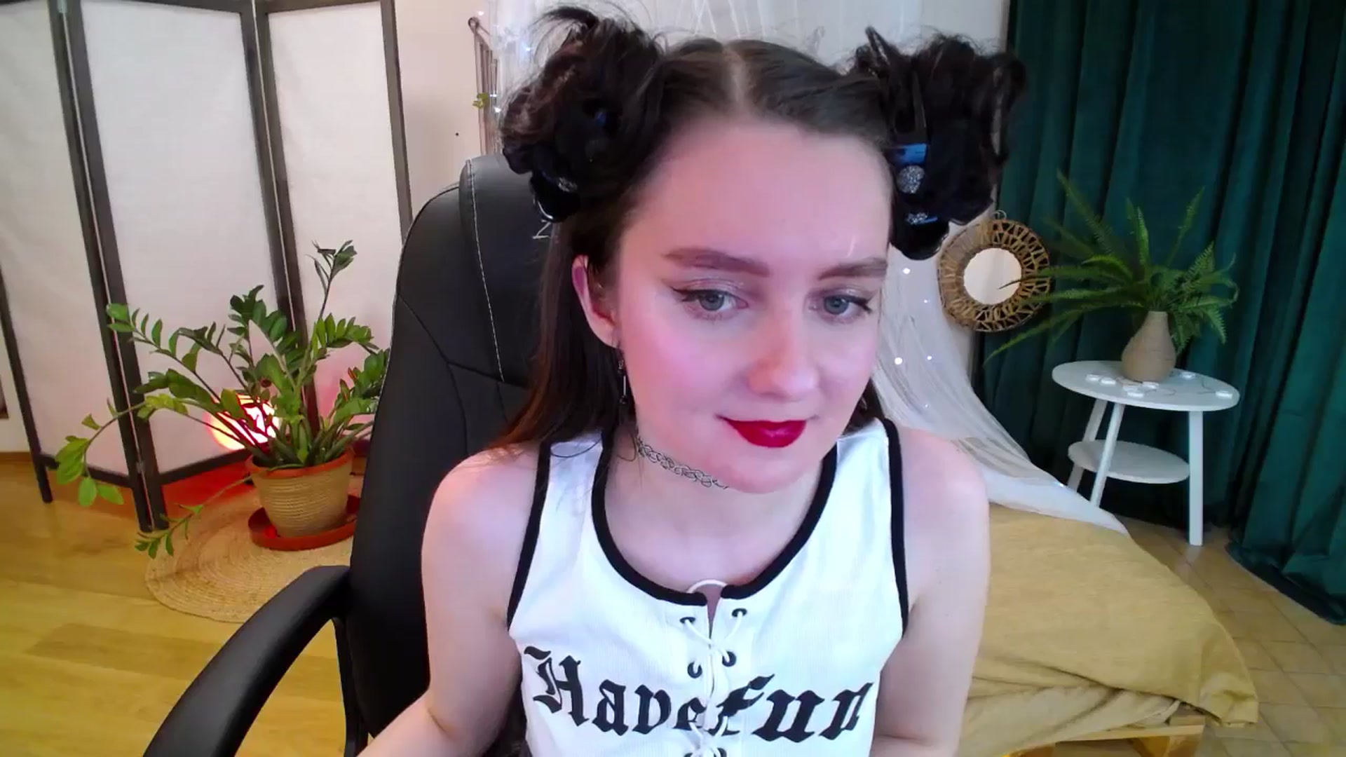 Gallery image thumbnail from Milim_Nava's myfreecams stream on, 05/30/2025, 20:35 image 19 of 20