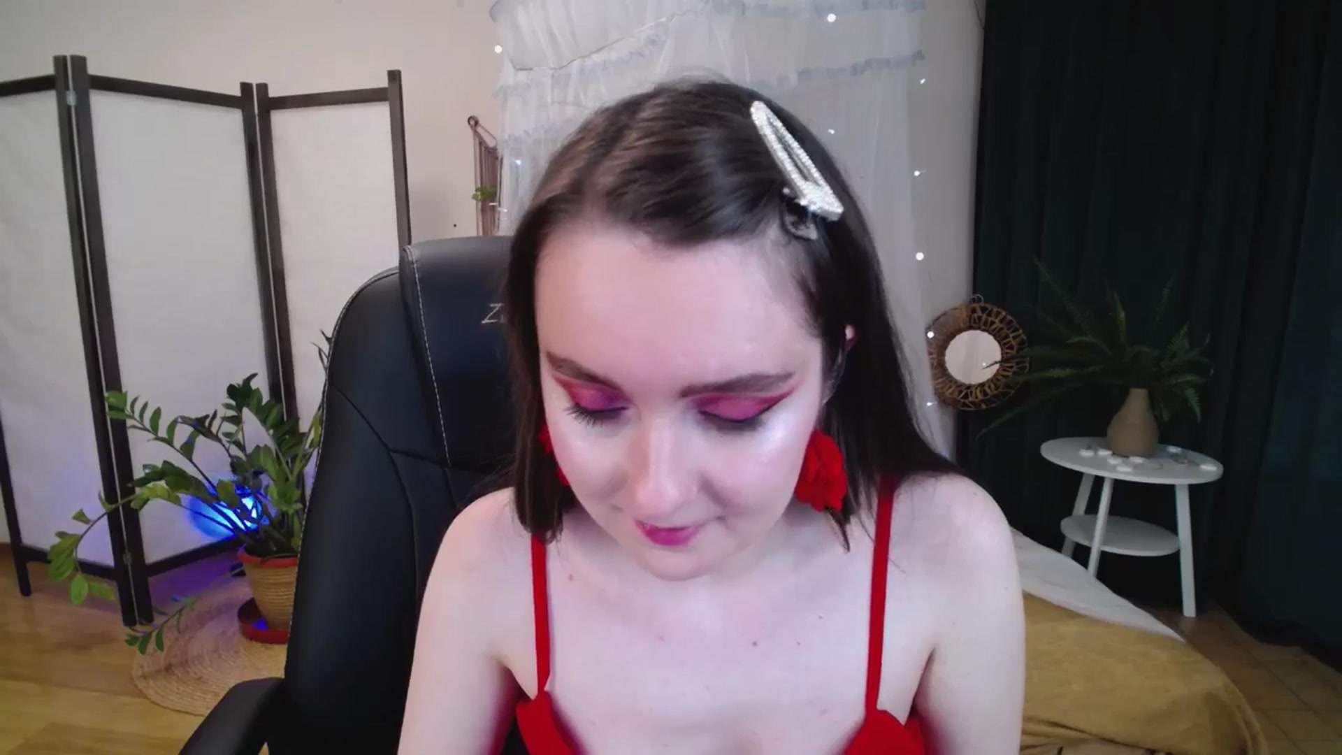 Gallery image thumbnail from Milim_Nava's myfreecams stream on, 06/06/2025, 18:56 image 15 of 20