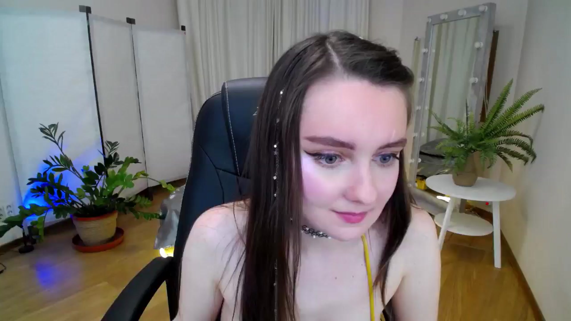 Gallery image thumbnail from Milim_Nava's myfreecams stream on, 06/13/2025, 20:29 image 7 of 20