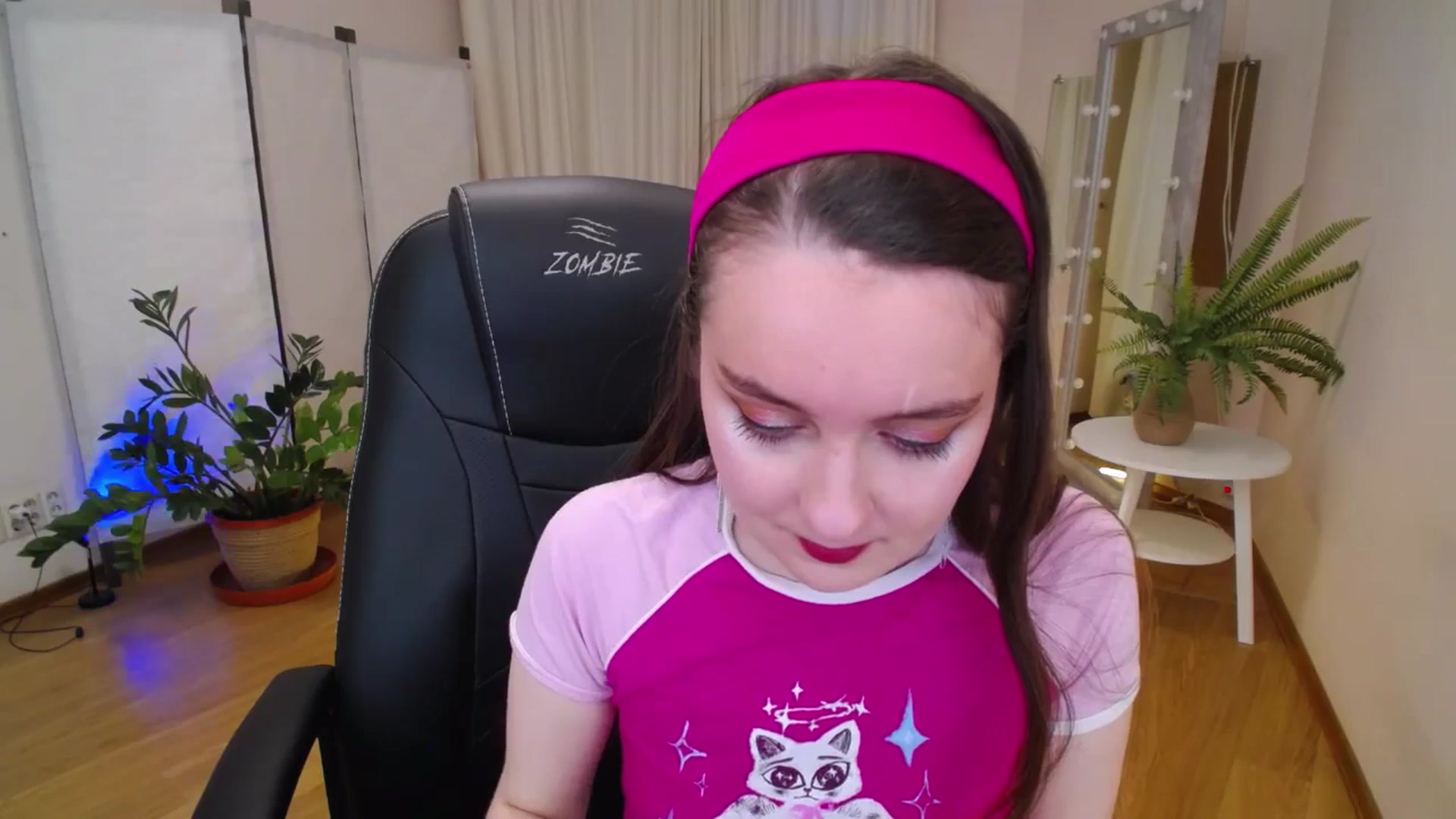 Gallery image thumbnail from Milim_Nava's myfreecams stream on, 06/15/2025, 18:58 image 8 of 20