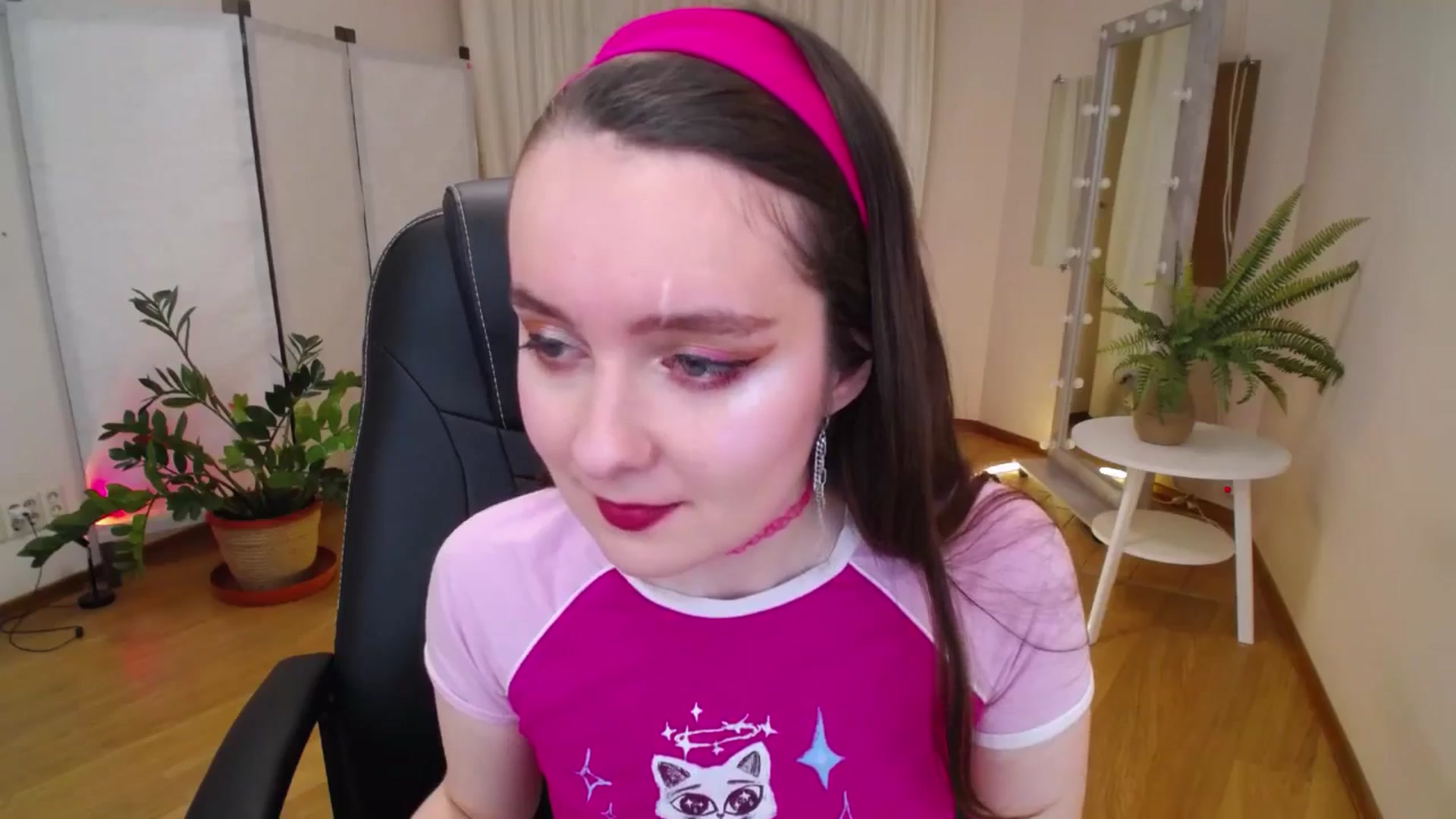 Gallery image thumbnail from Milim_Nava's myfreecams stream on, 06/15/2025, 18:58 image 5 of 20