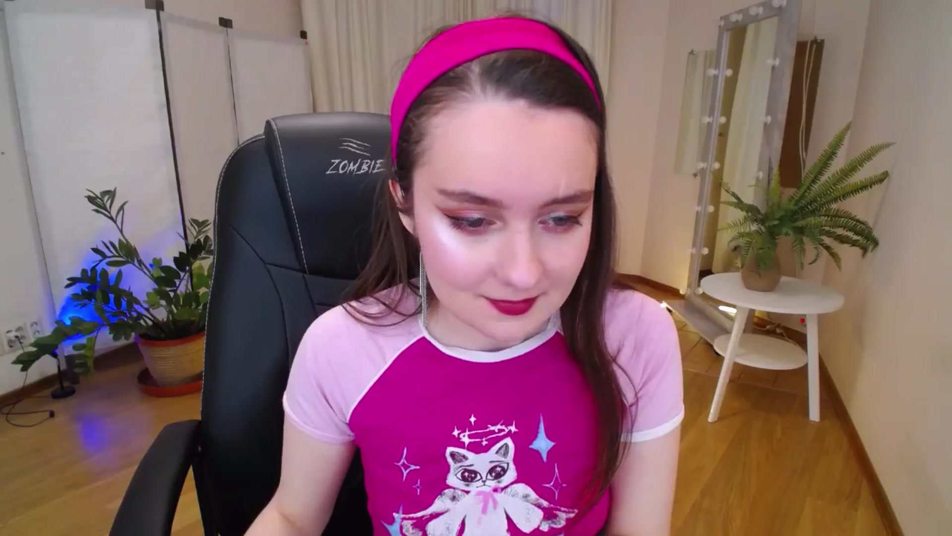Gallery image thumbnail from Milim_Nava's myfreecams stream on, 06/15/2025, 18:58 image 17 of 20