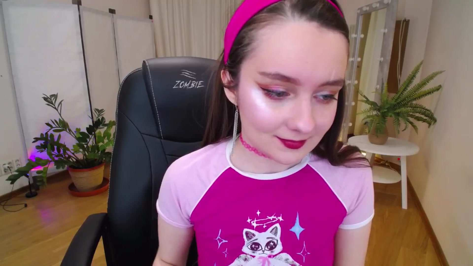 Gallery image thumbnail from Milim_Nava's myfreecams stream on, 06/15/2025, 18:58 image 3 of 20
