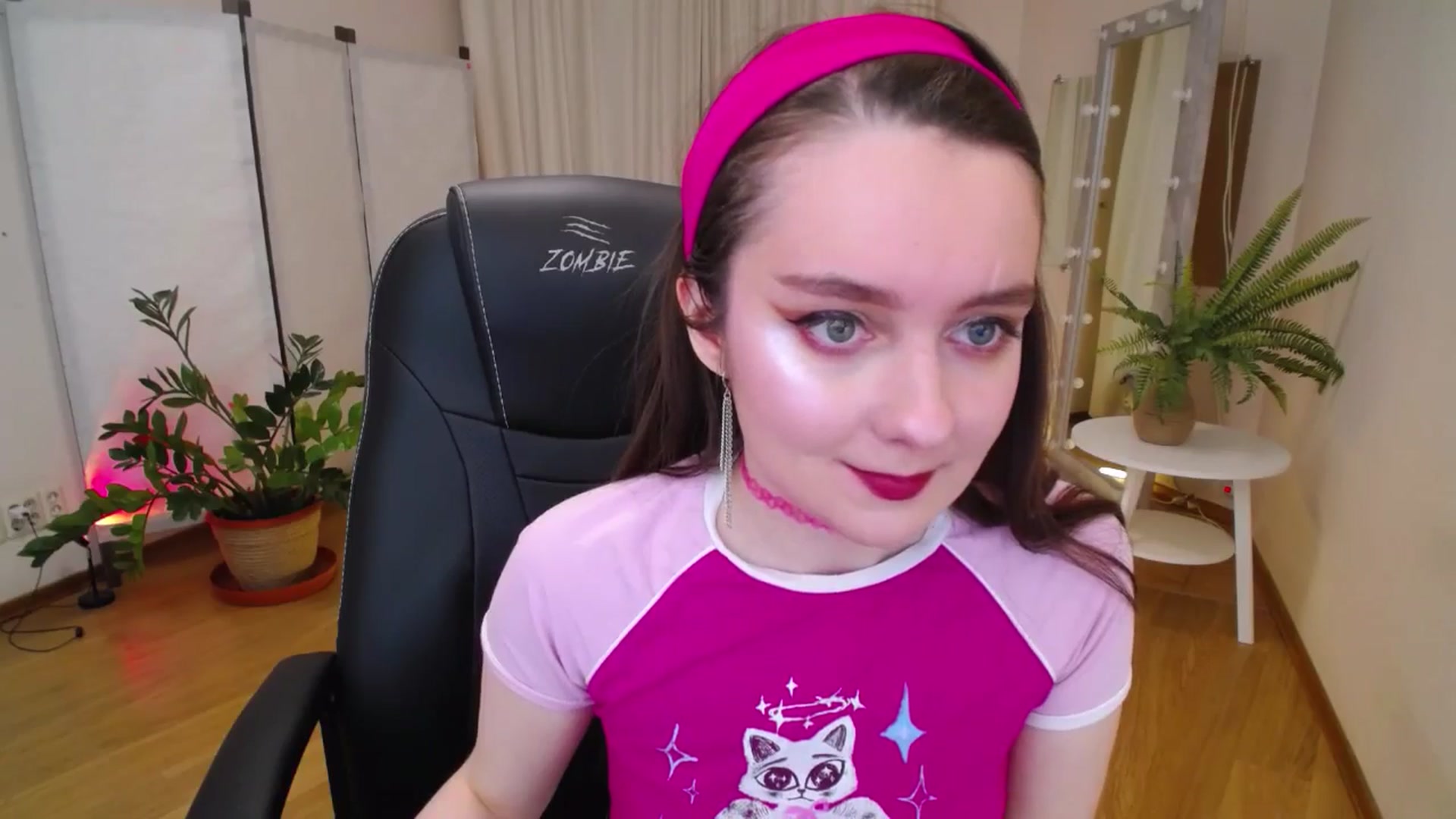 Gallery image thumbnail from Milim_Nava's myfreecams stream on, 06/15/2025, 18:58 image 4 of 20