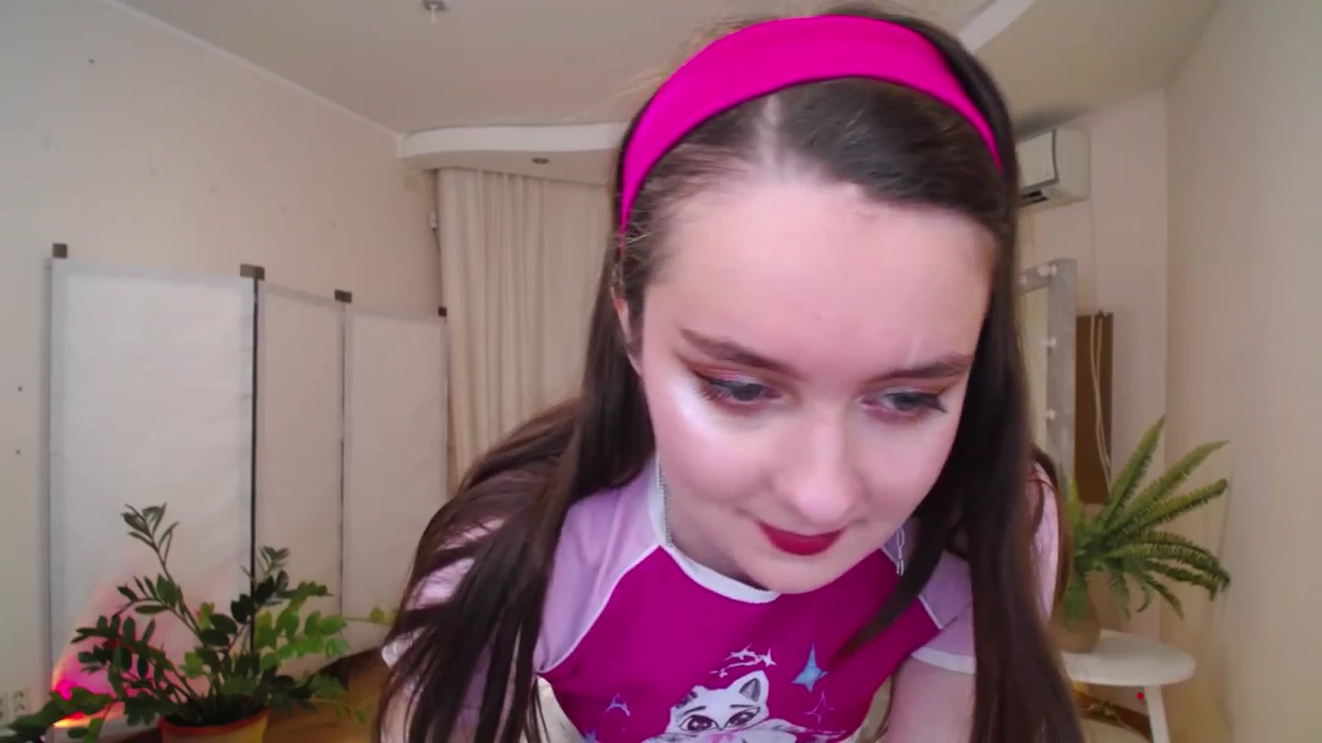 Gallery image thumbnail from Milim_Nava's myfreecams stream on, 06/15/2025, 19:49 image 2 of 20