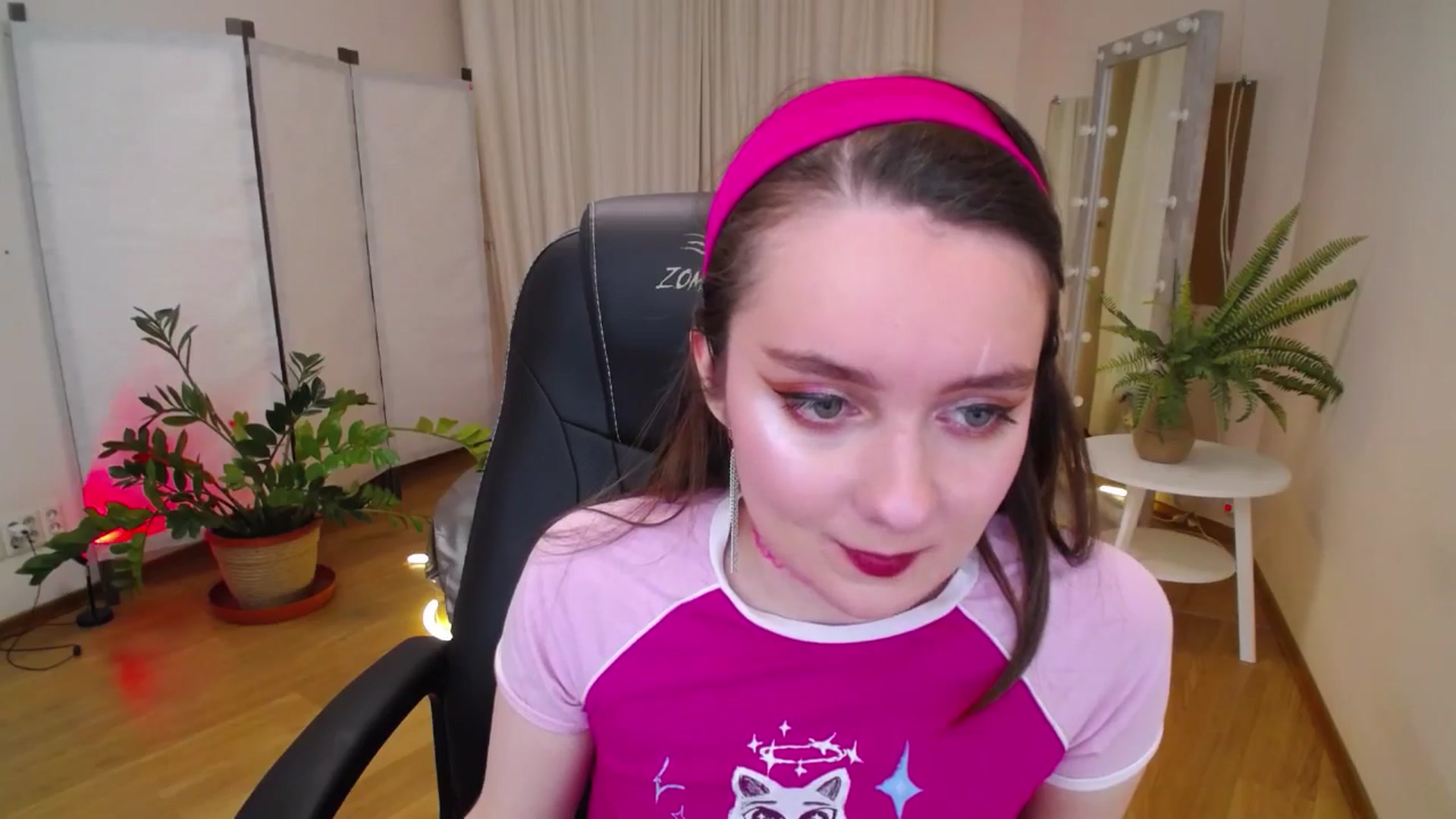 Gallery image thumbnail from Milim_Nava's myfreecams stream on, 06/15/2025, 19:49 image 19 of 20