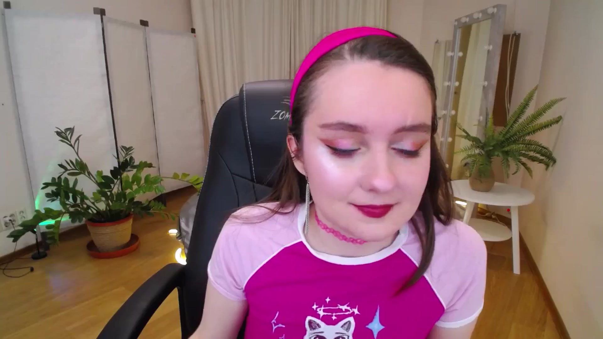 Gallery image thumbnail from Milim_Nava's myfreecams stream on, 06/15/2025, 19:49 image 18 of 20