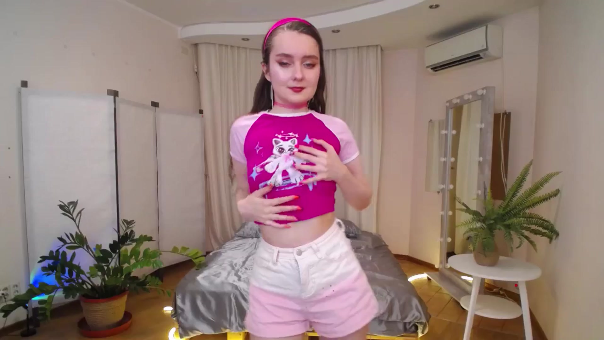 Gallery image thumbnail from Milim_Nava's myfreecams stream on, 06/15/2025, 20:21 image 8 of 20