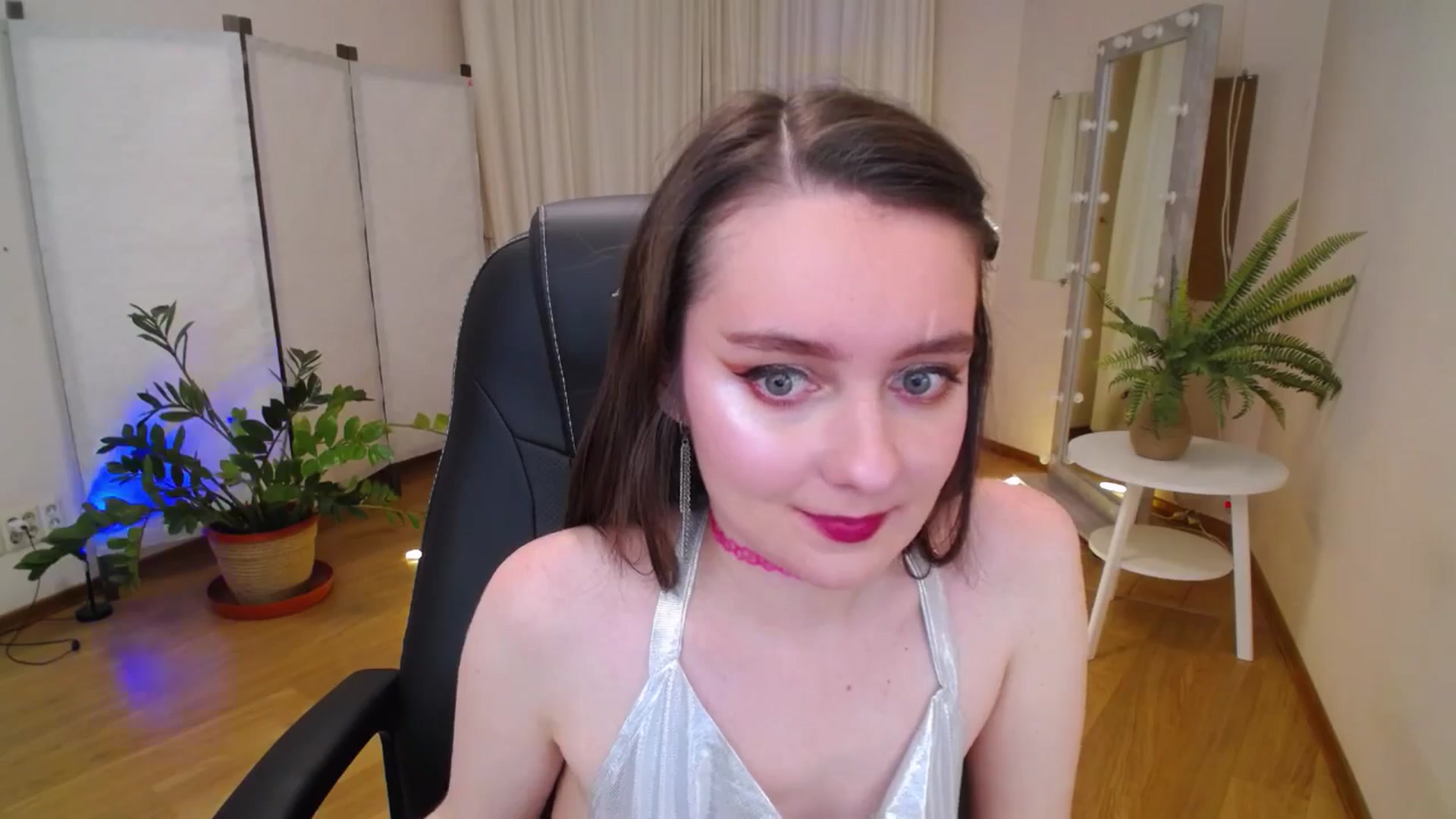 Gallery image thumbnail from Milim_Nava's myfreecams stream on, 06/15/2025, 21:35 image 2 of 20
