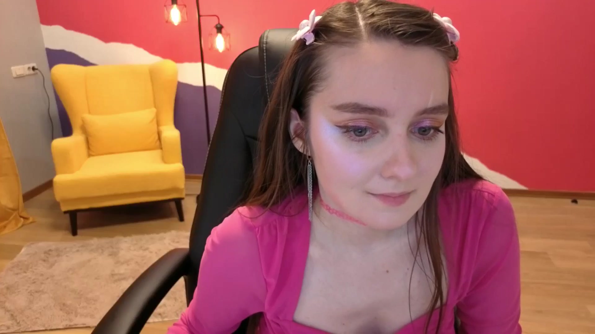 Gallery image thumbnail from Milim_Nava's myfreecams stream on, 06/17/2025, 04:37 image 3 of 20