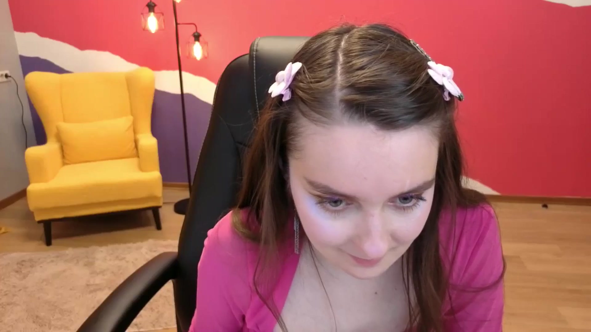 Gallery image thumbnail from Milim_Nava's myfreecams stream on, 06/17/2025, 04:37 image 17 of 20