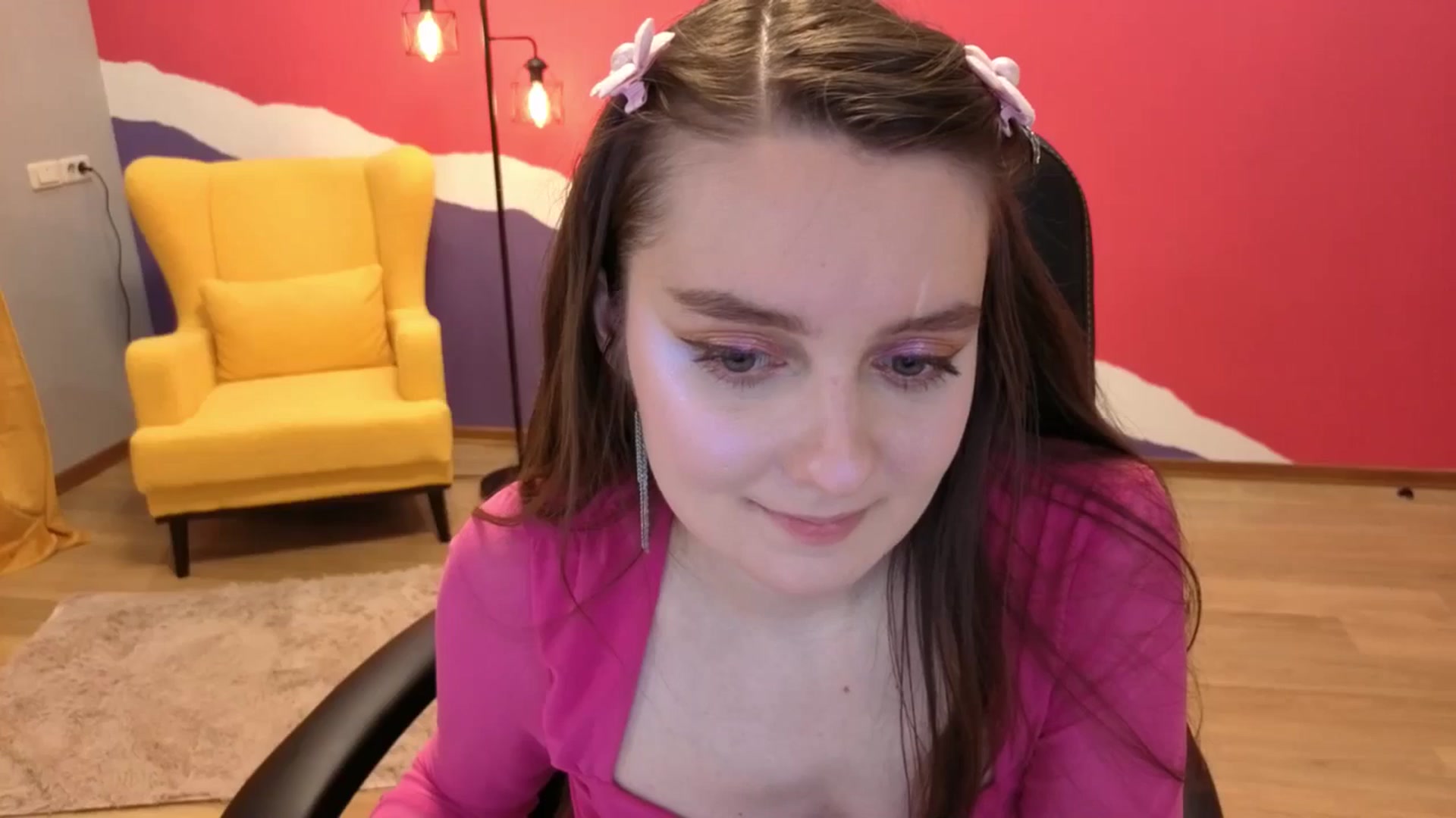 Gallery image thumbnail from Milim_Nava's myfreecams stream on, 06/17/2025, 04:37 image 7 of 20