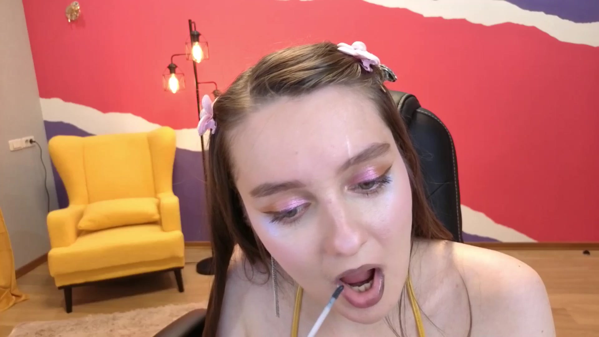 Gallery image thumbnail from Milim_Nava's myfreecams stream on, 06/17/2025, 05:35 image 7 of 20