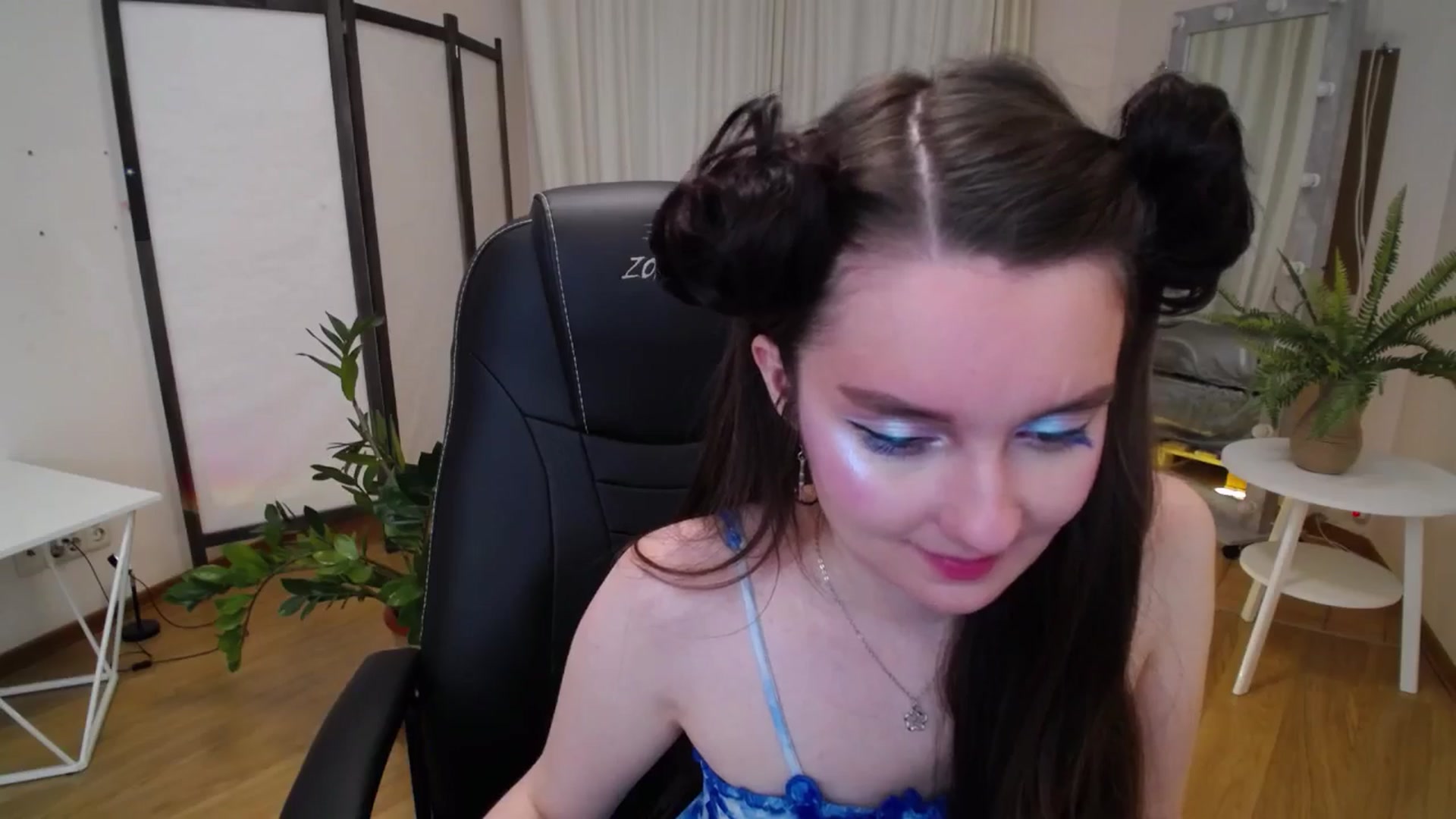 Gallery image thumbnail from Milim_Nava's myfreecams stream on, 06/19/2025, 05:49 image 6 of 20