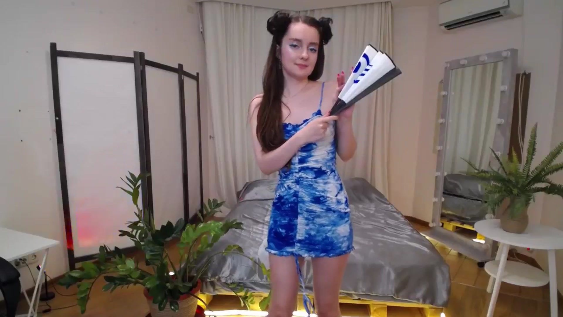 Gallery image thumbnail from Milim_Nava's myfreecams stream on, 06/19/2025, 05:49 image 13 of 20