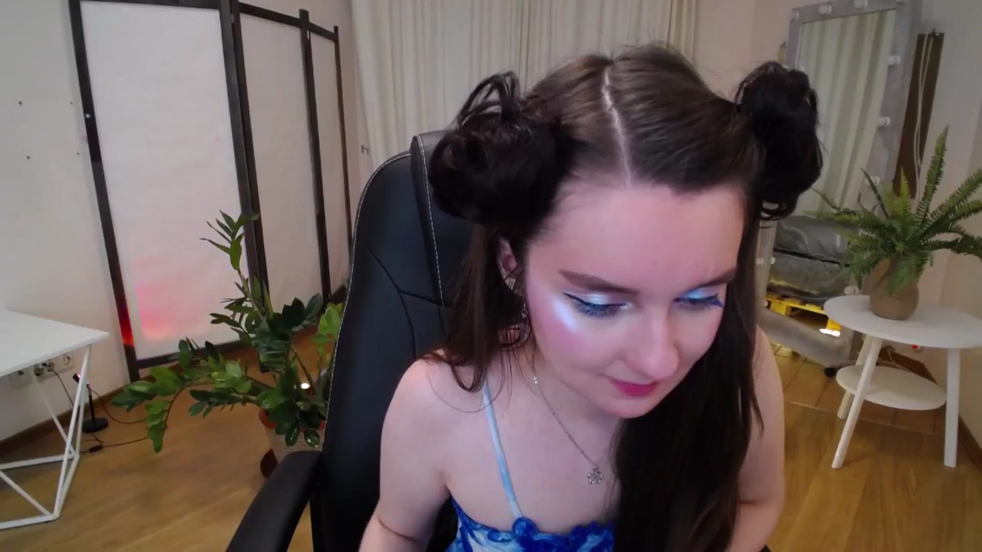 Gallery image thumbnail from Milim_Nava's myfreecams stream on, 06/19/2025, 05:49 image 10 of 20