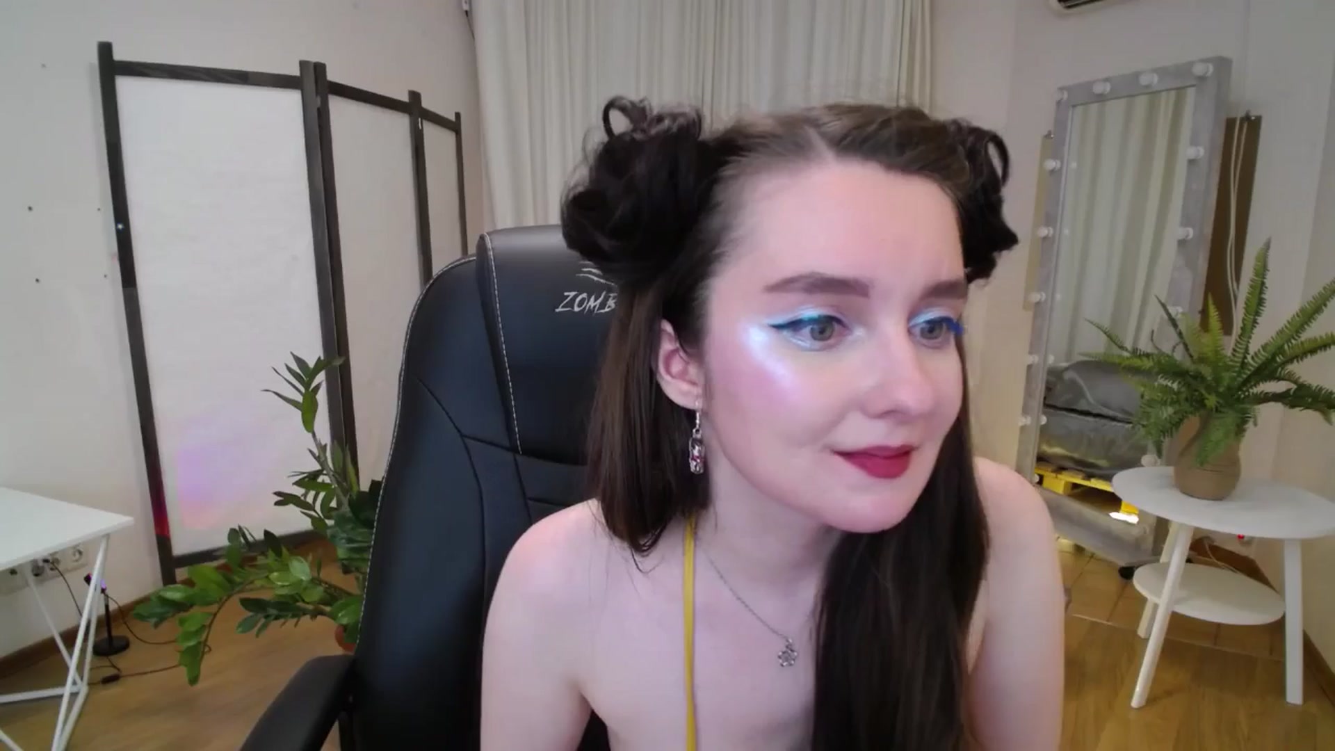 Gallery image thumbnail from Milim_Nava's myfreecams stream on, 06/19/2025, 08:38 image 18 of 20