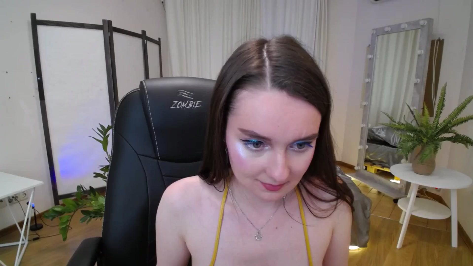 Gallery image thumbnail from Milim_Nava's myfreecams stream on, 06/19/2025, 10:04 image 12 of 20