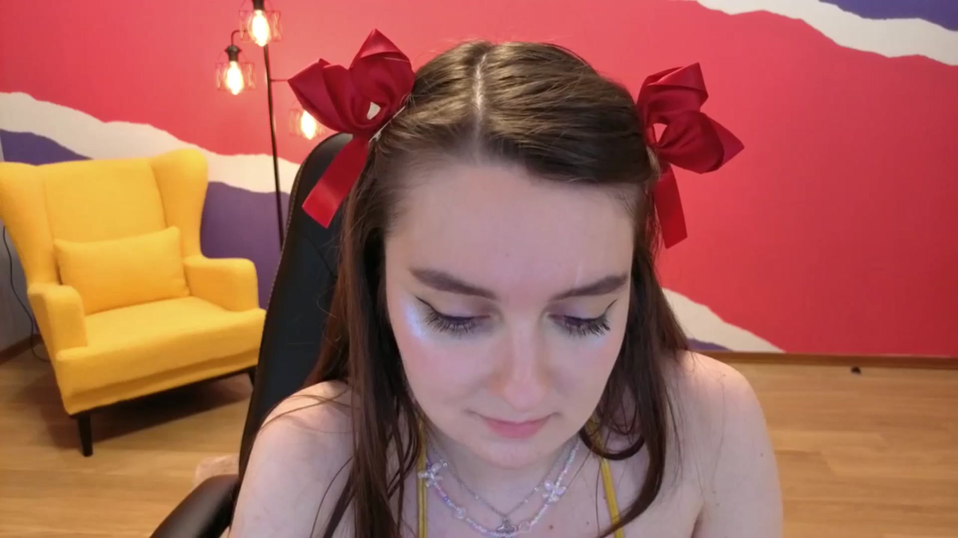Gallery image thumbnail from Milim_Nava's myfreecams stream on, 06/20/2025, 21:52 image 19 of 20