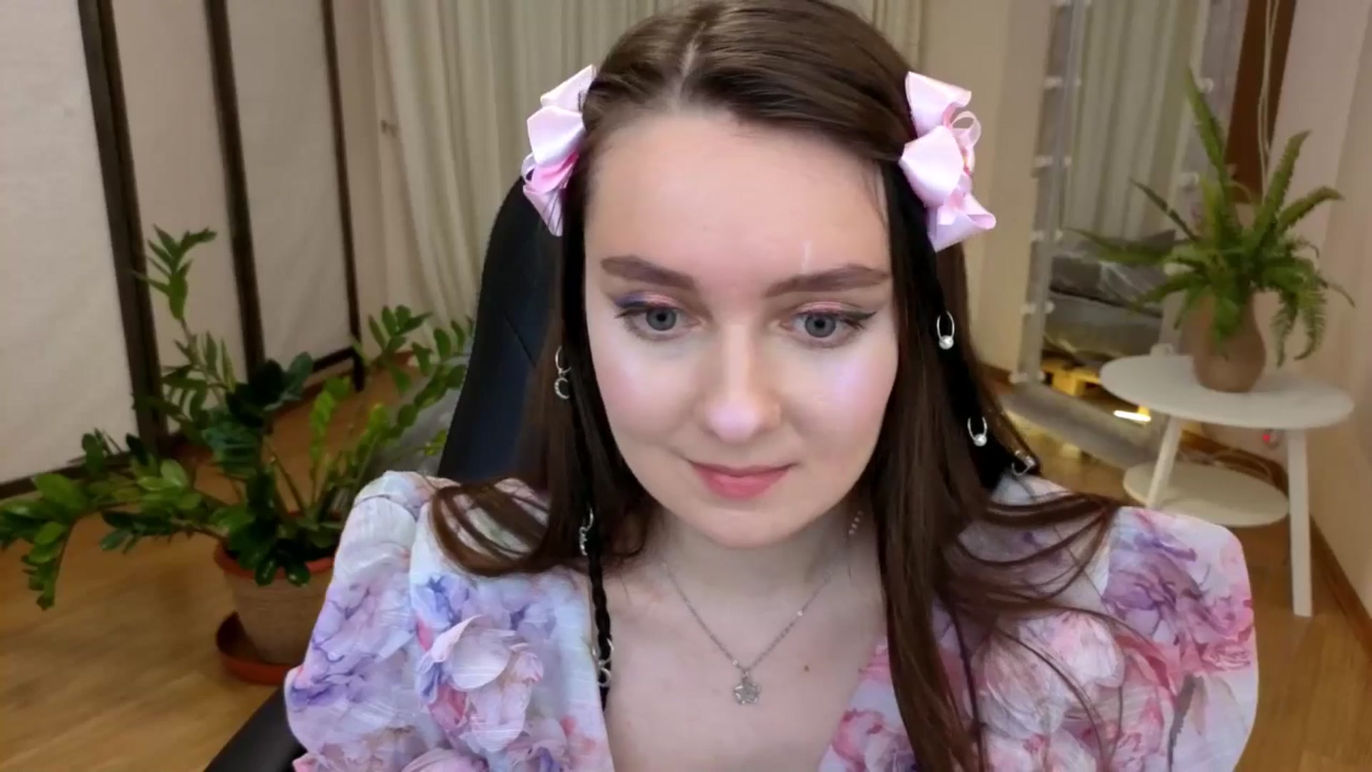 Gallery image thumbnail from Milim_Nava's myfreecams stream on, 06/22/2025, 18:31 image 19 of 20