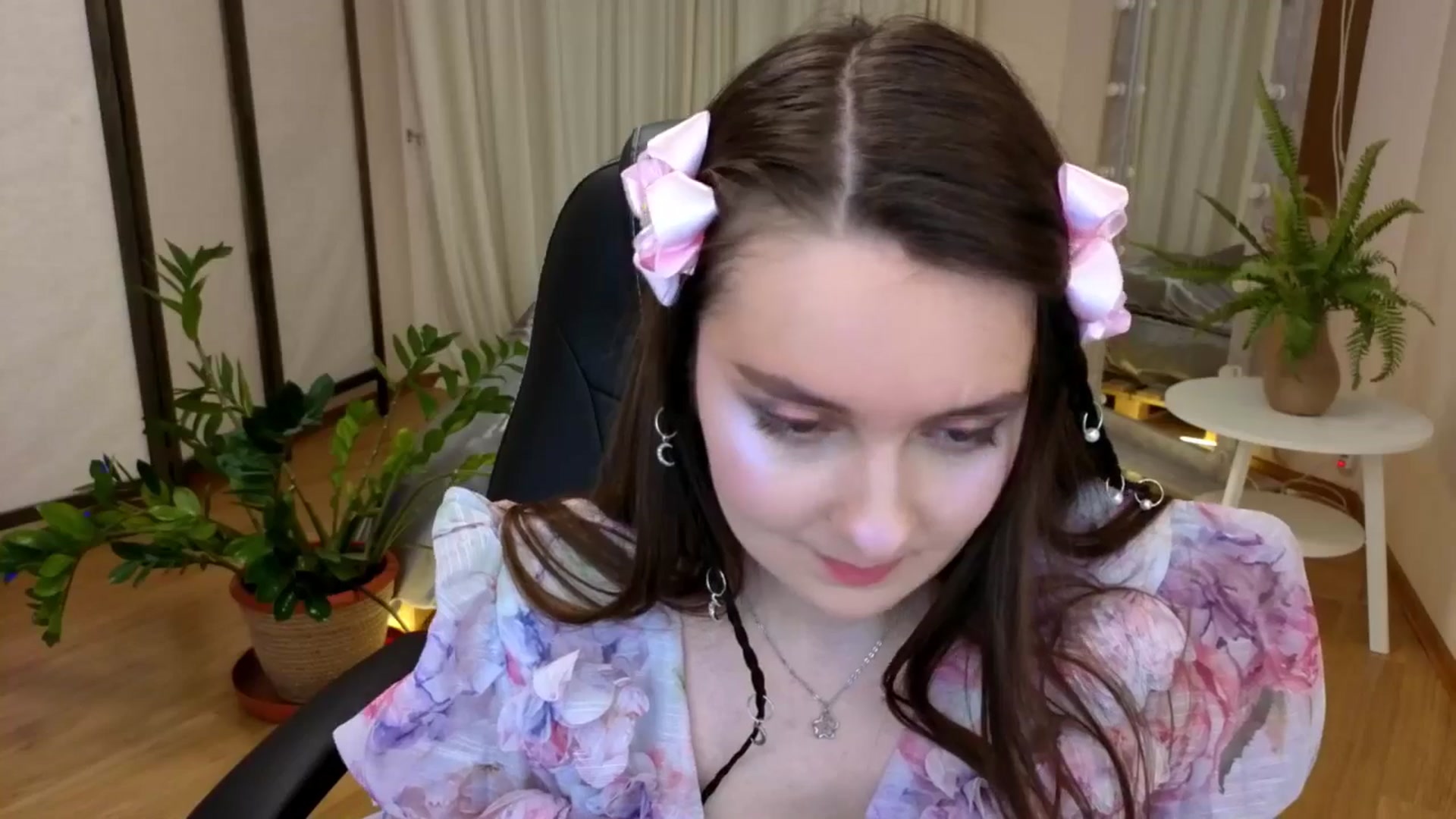 Gallery image thumbnail from Milim_Nava's myfreecams stream on, 06/22/2025, 18:31 image 20 of 20