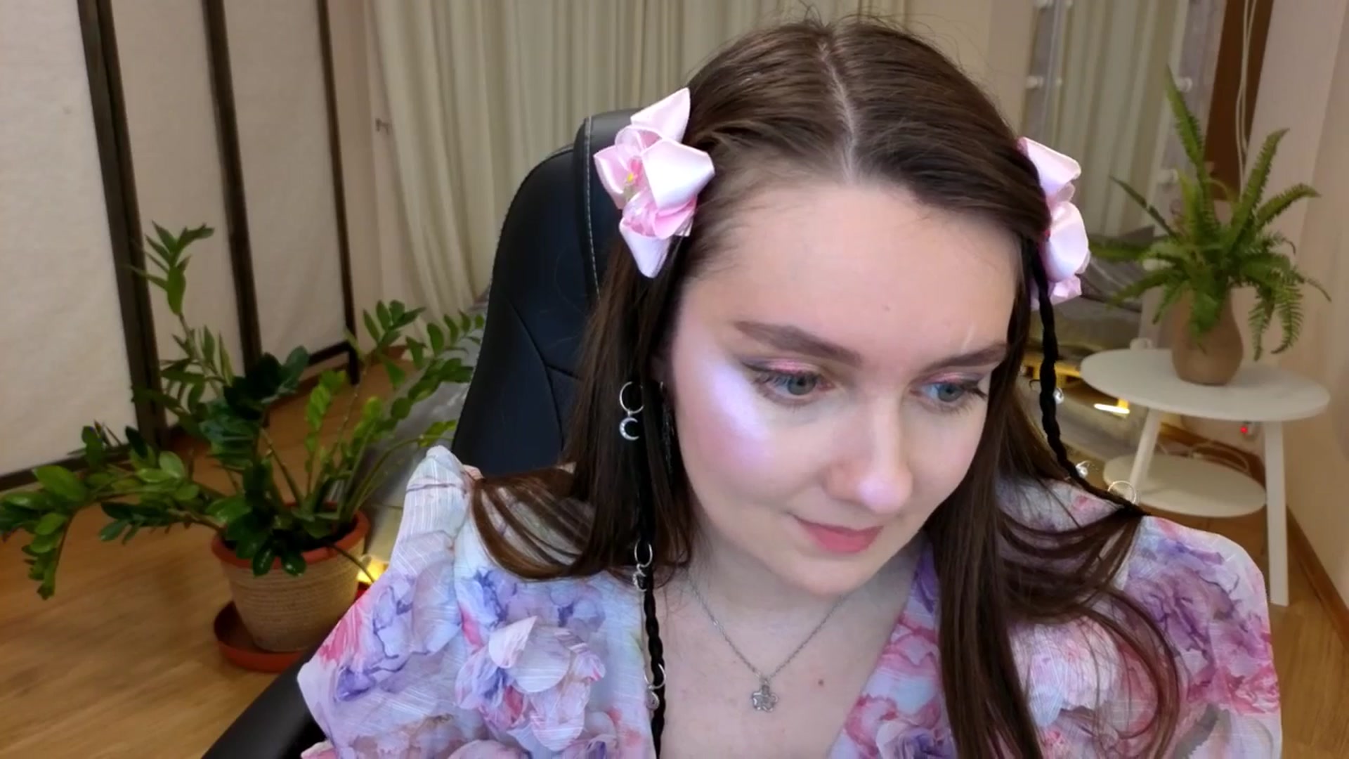 Gallery image thumbnail from Milim_Nava's myfreecams stream on, 06/22/2025, 18:31 image 12 of 20