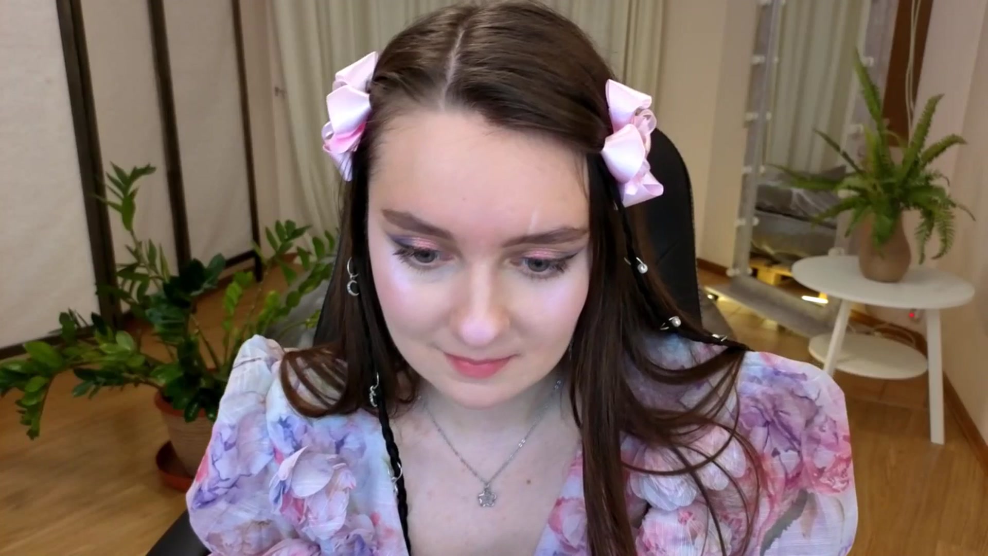 Gallery image thumbnail from Milim_Nava's myfreecams stream on, 06/22/2025, 18:31 image 18 of 20